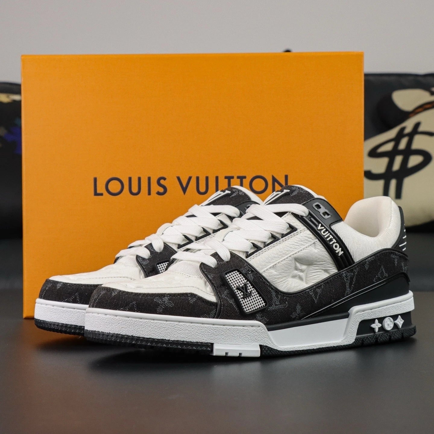Louis Vuitton Trainer Sneaker